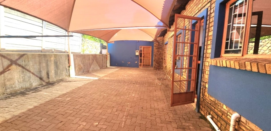 3 Bedroom Property for Sale in Ifafi North West